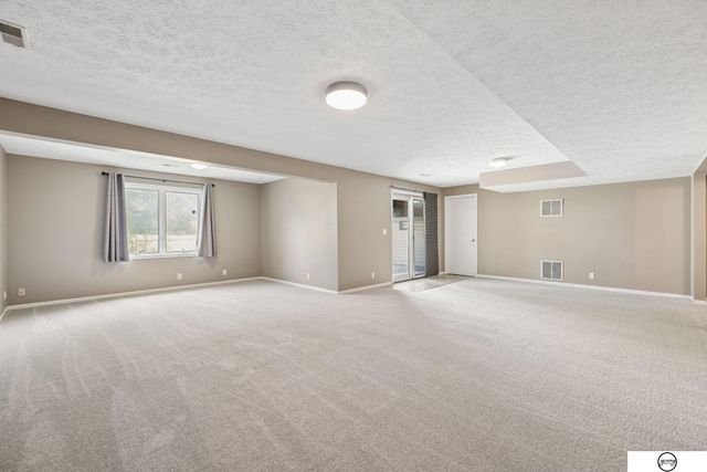 7412 Collister Road, Lincoln, NE 68516