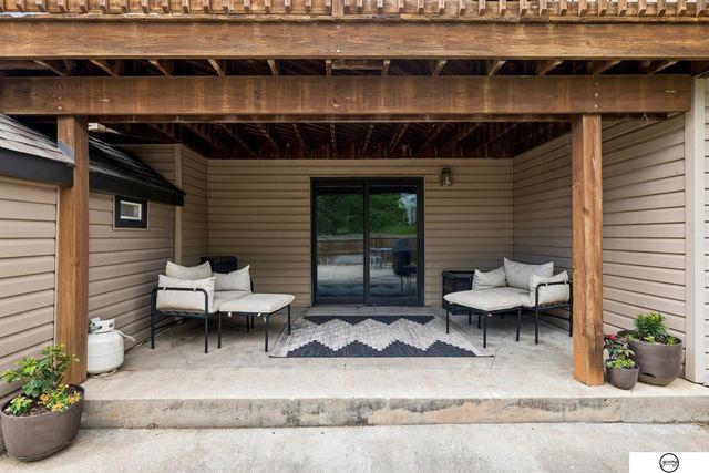 7412 Collister Road, Lincoln, NE 68516
