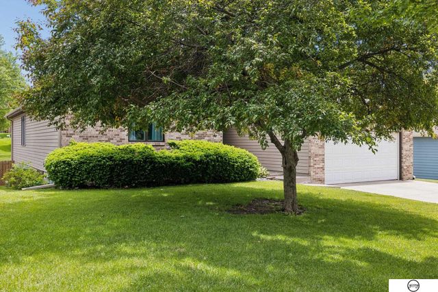 7412 Collister Road, Lincoln, NE 68516