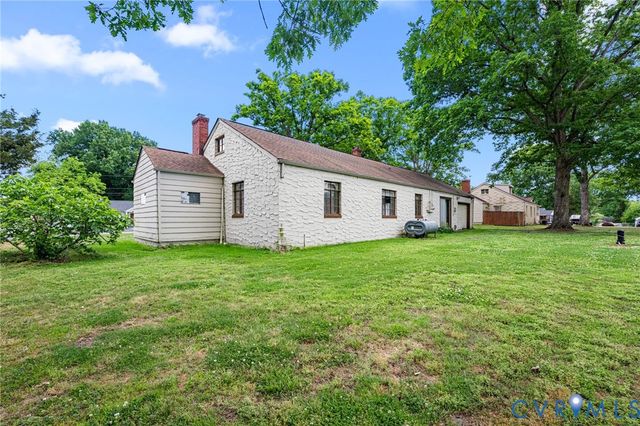 3003 Trenton St, Hopewell, VA 23860