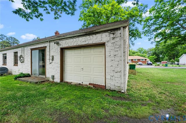 3003 Trenton St, Hopewell, VA 23860