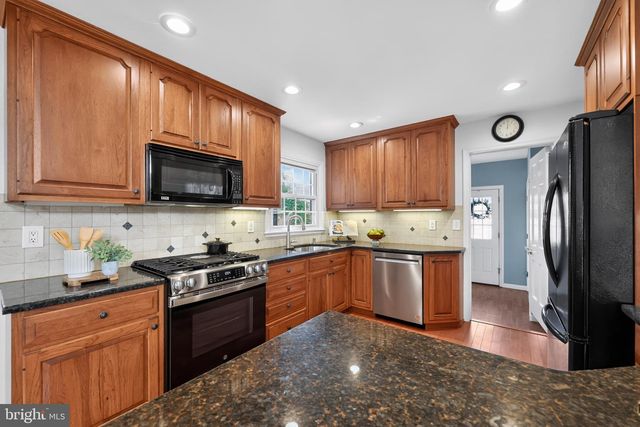 1145 BEVERLY RD, Jenkintown, PA 19046