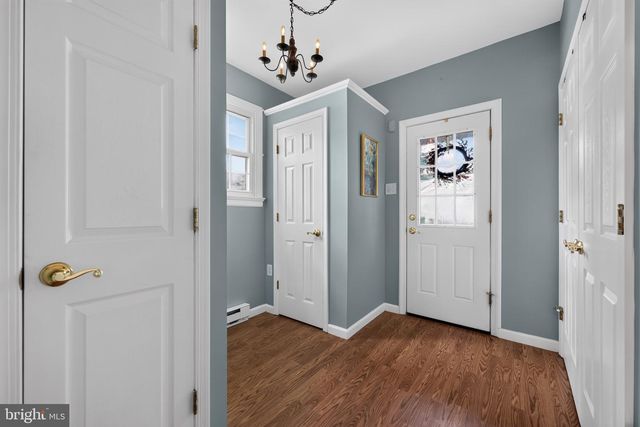 1145 BEVERLY RD, Jenkintown, PA 19046