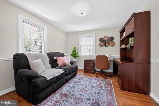 1145 BEVERLY RD, Jenkintown, PA 19046