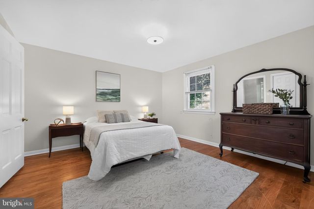 1145 BEVERLY RD, Jenkintown, PA 19046