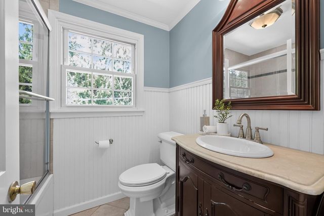 1145 BEVERLY RD, Jenkintown, PA 19046