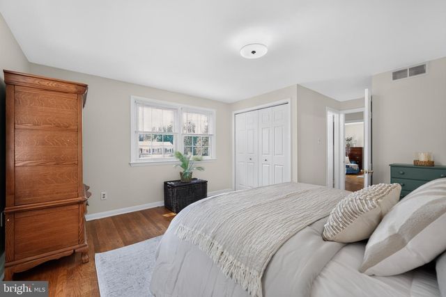 1145 BEVERLY RD, Jenkintown, PA 19046