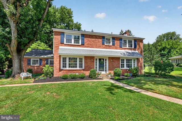 1145 BEVERLY RD, Jenkintown, PA 19046