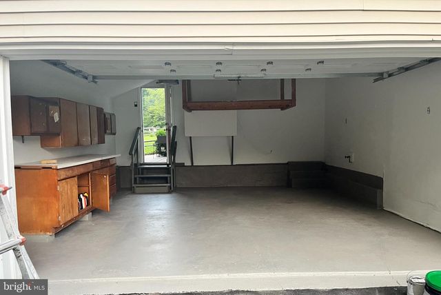 1145 BEVERLY RD, Jenkintown, PA 19046