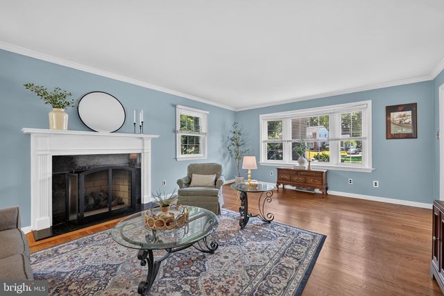 1145 BEVERLY RD, Jenkintown, PA 19046