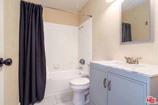 26127 Rainbow Glen Drive, Newhall (santa Clarita), CA 91321