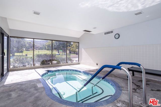 26127 Rainbow Glen Drive, Newhall (santa Clarita), CA 91321