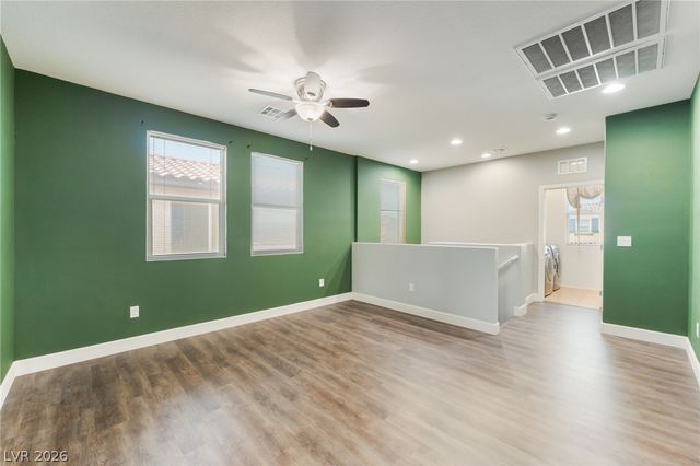 6841 Compass Cove Avenue, Las Vegas, NV 89142