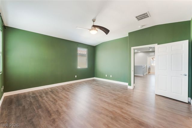 6841 Compass Cove Avenue, Las Vegas, NV 89142