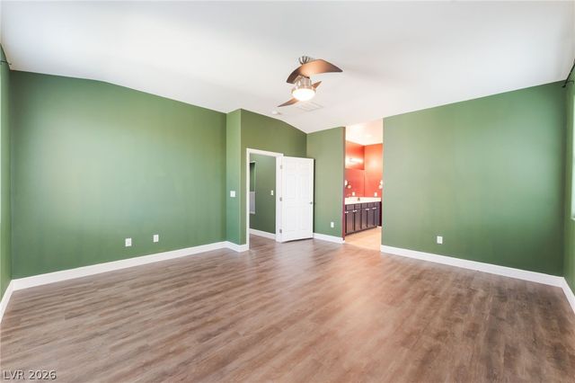 6841 Compass Cove Avenue, Las Vegas, NV 89142