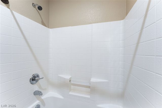 6841 Compass Cove Avenue, Las Vegas, NV 89142