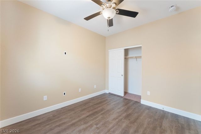 6841 Compass Cove Avenue, Las Vegas, NV 89142