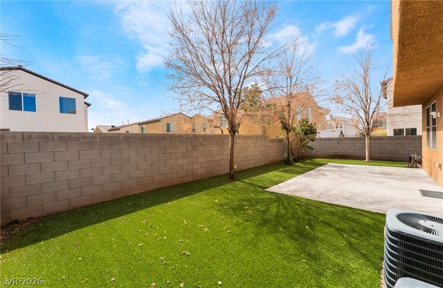 6841 Compass Cove Avenue, Las Vegas, NV 89142