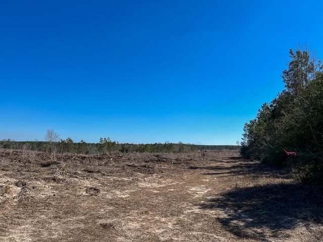 T-2 Cr 2140, Crockett, TX 75835