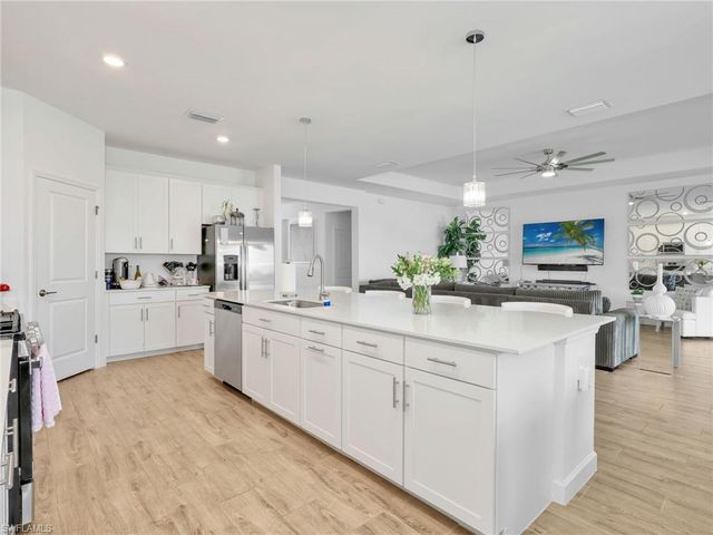 18278 Ridgeline DR, Estero, FL 33928