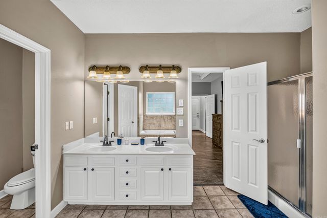 7365 W Ridge Circle, Sherwood, AR 72120