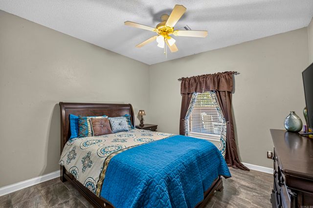 7365 W Ridge Circle, Sherwood, AR 72120