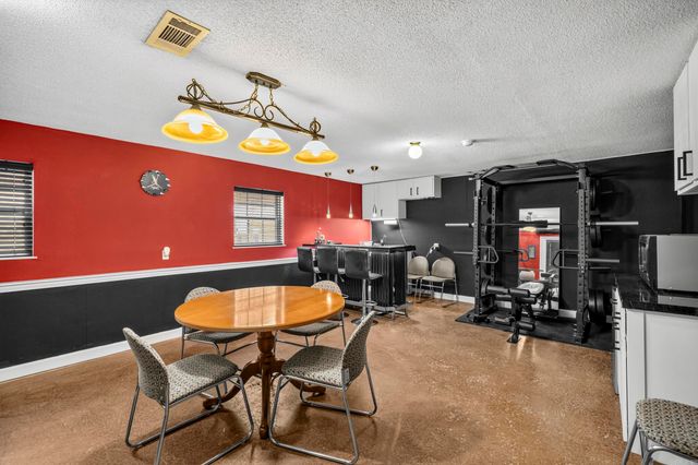 7365 W Ridge Circle, Sherwood, AR 72120