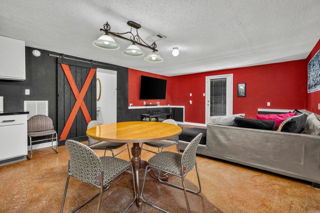7365 W Ridge Circle, Sherwood, AR 72120