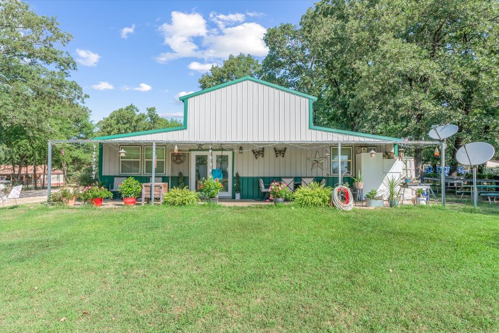 161 VZ County Road 3508, Edgewood, TX 75117