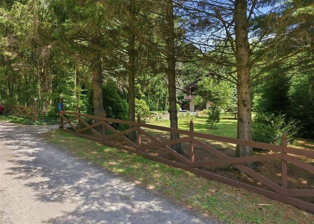 168 Bernies Drive, Eldred Twp, PA 18058