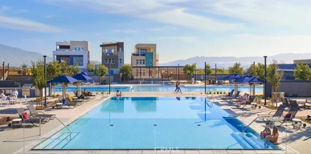 100 Draw, Irvine, CA 92618