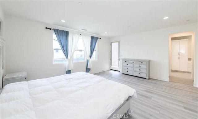 100 Draw, Irvine, CA 92618