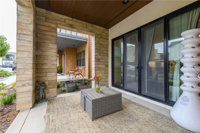 100 Draw, Irvine, CA 92618