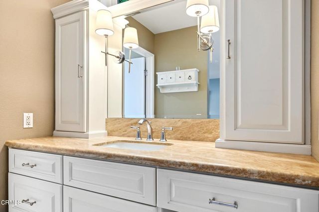 2814 Stacy Drive, Simi Valley, CA 93063