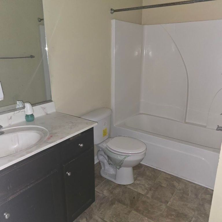 Image 10 of property listing at 815 Northwood Drive, Orangeburg, SC 29115