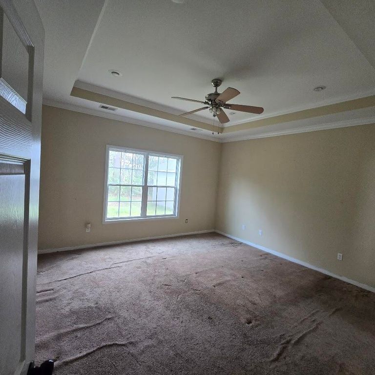 Image 7 of property listing at 815 Northwood Drive, Orangeburg, SC 29115