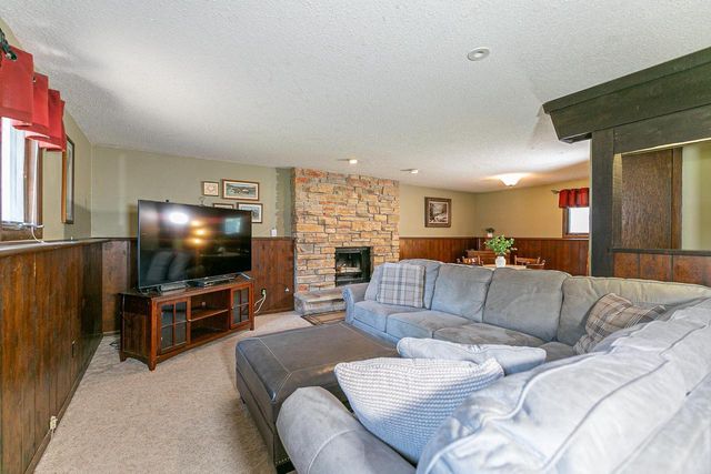 456 PLEASANT COURT, Neenah, WI 54956