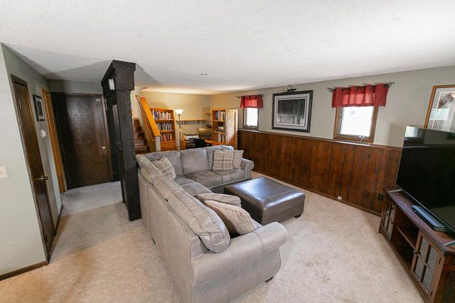456 PLEASANT COURT, Neenah, WI 54956
