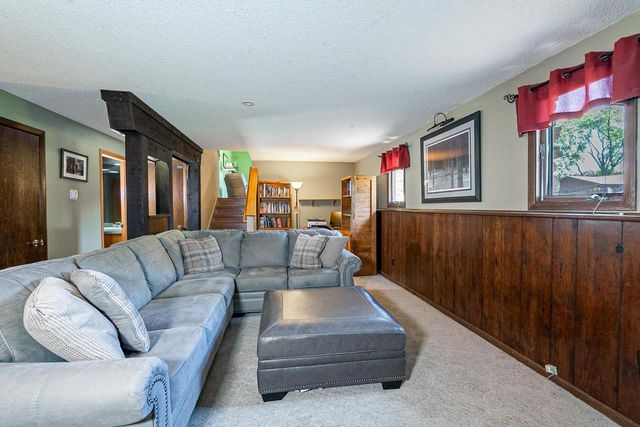 456 PLEASANT COURT, Neenah, WI 54956