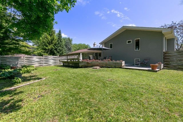 456 PLEASANT COURT, Neenah, WI 54956