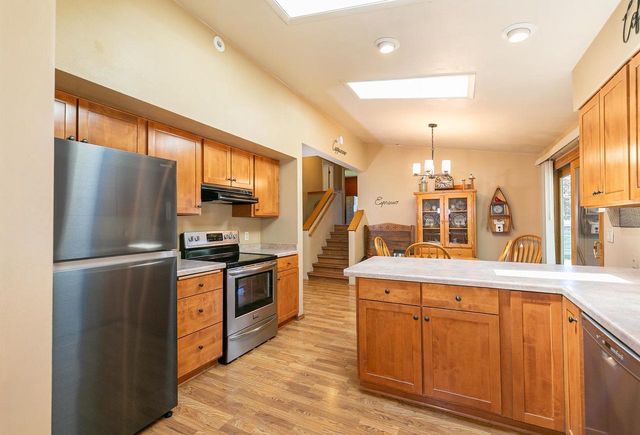 456 PLEASANT COURT, Neenah, WI 54956