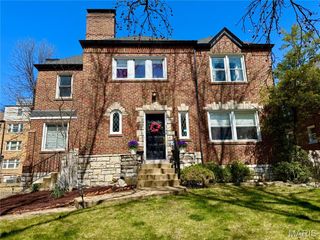 7527 Cromwell Drive, Clayton, MO 63105