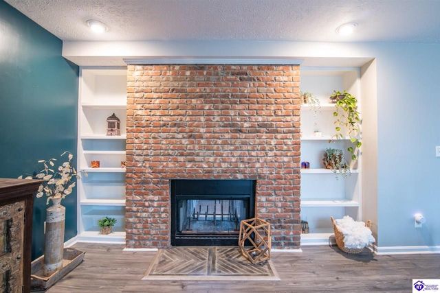 182 Woodview Drive, Brandenburg, KY 40108