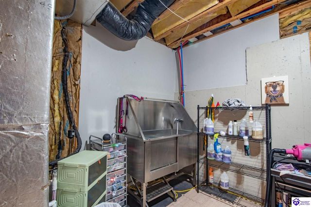 182 Woodview Drive, Brandenburg, KY 40108