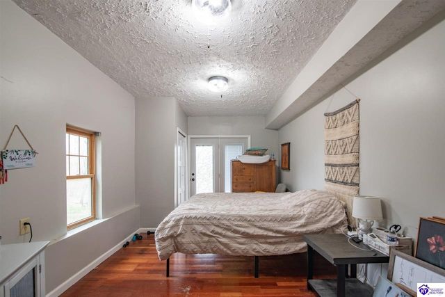 182 Woodview Drive, Brandenburg, KY 40108