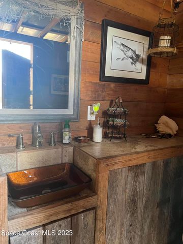 6922 Babcock Street SE, Palm Bay, FL 32909