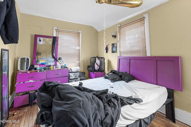 647 Carlton Street, Toledo, OH 43609