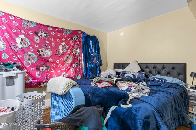 647 Carlton Street, Toledo, OH 43609