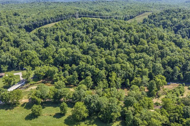 0 East Blue Creek Road, Mc Ewen, TN 37101