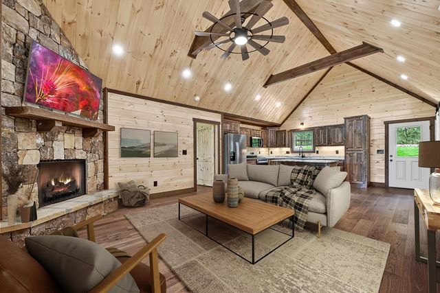 58 Whitetail Holw, Morganton, GA 30560
